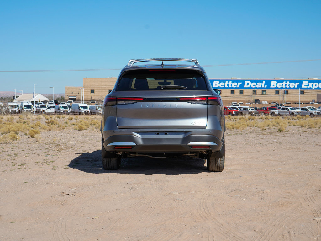 New 2026 INFINITI QX60 Luxe w/ Family Package image 9