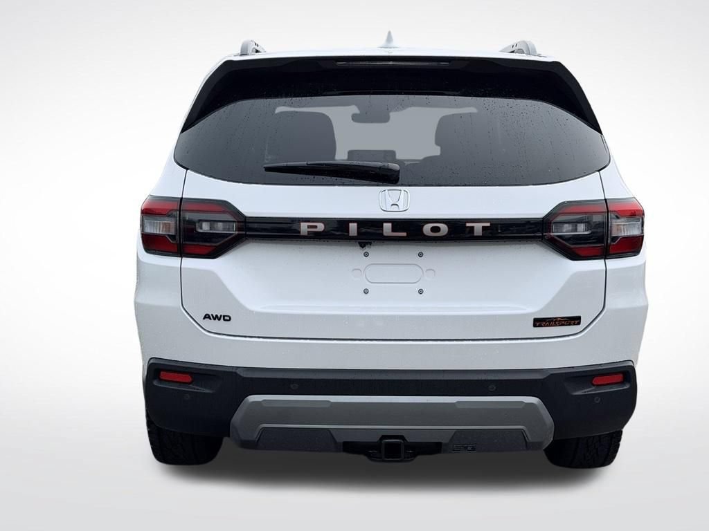 New 2026 Honda Pilot TrailSport image 6