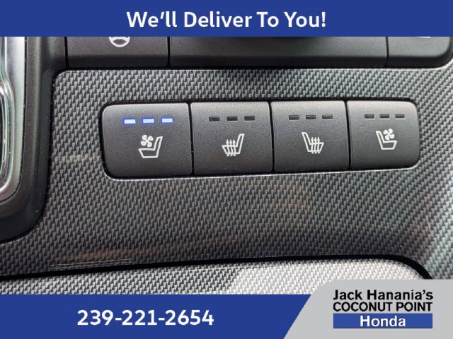 Used 2021 Hyundai Santa Fe Limited w/ Cargo Package FWD image 24