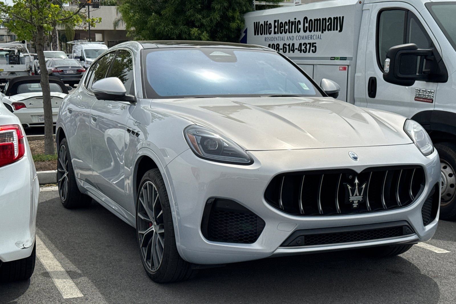 Used 2023 Maserati Grecale GT image 2