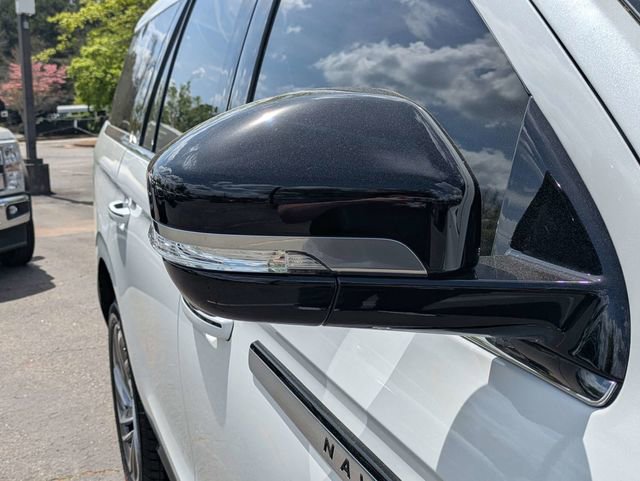 New 2026 Lincoln Navigator Reserve image 13