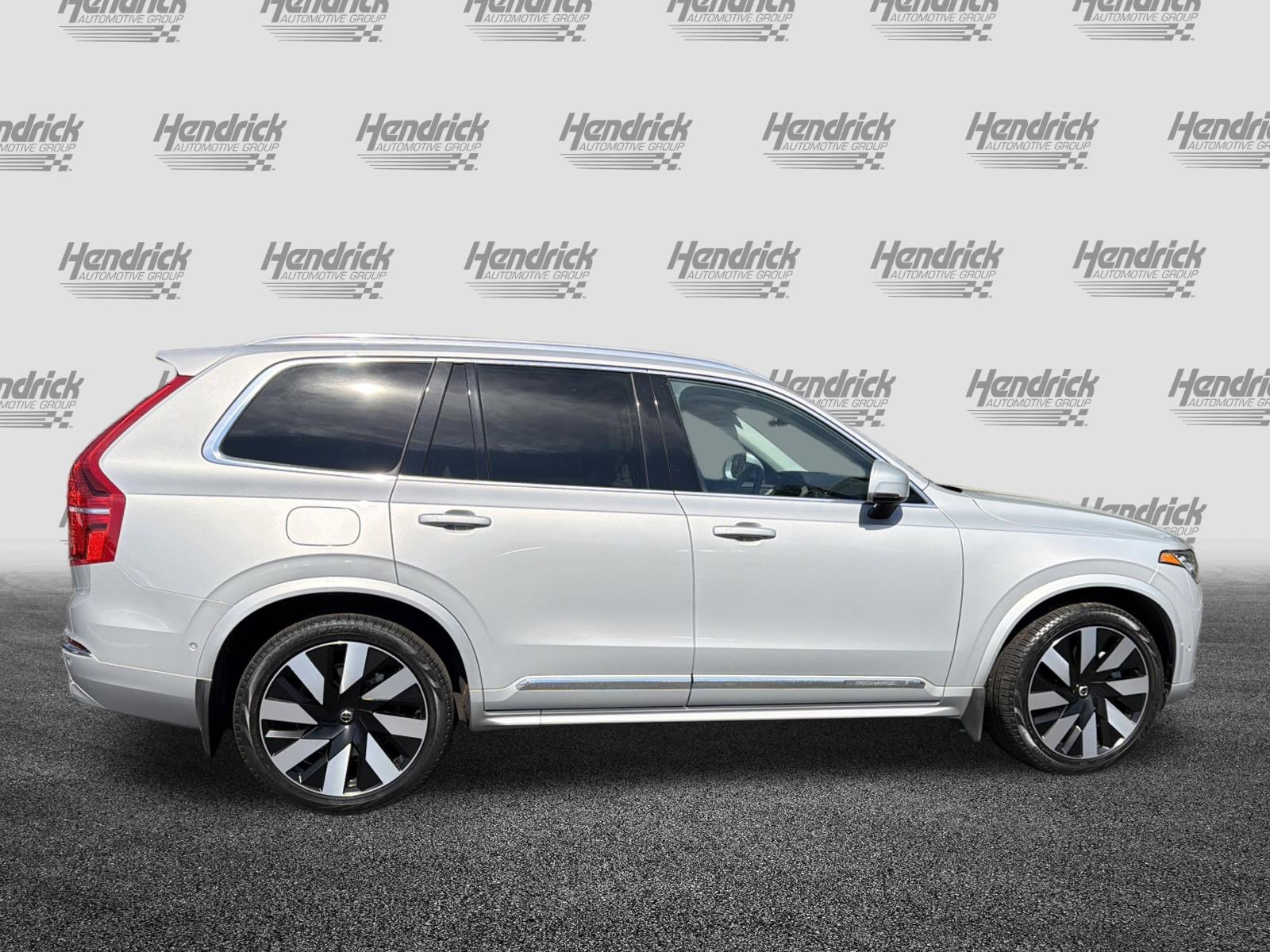 Certified 2023 Volvo XC90 T8 Ultimate w/ Protection Package image 11