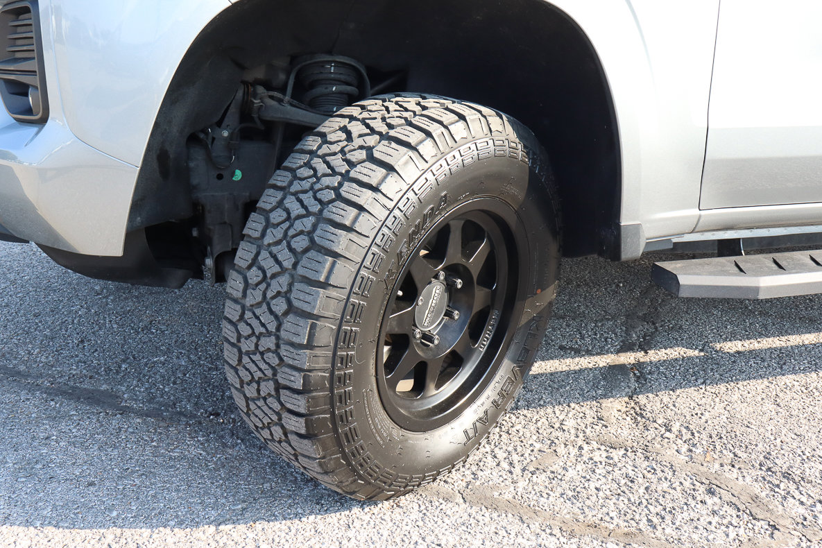 Used 2023 Chevrolet Colorado LT w/ LT Convenience Package II image 22