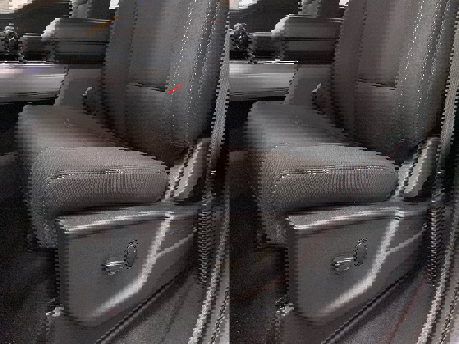 New 2026 Ford F150 XLT w/ FX4 Off-Road Package image 16