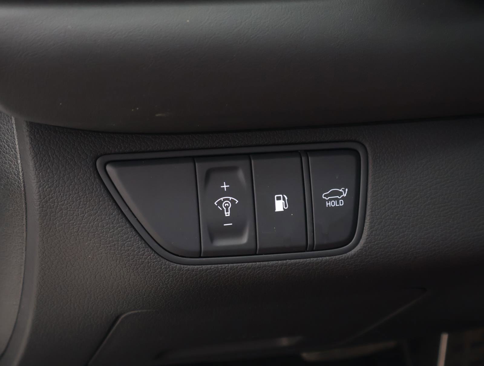 Used 2024 Genesis G70 3.3T Advanced w/ Sport Prestige Package image 23