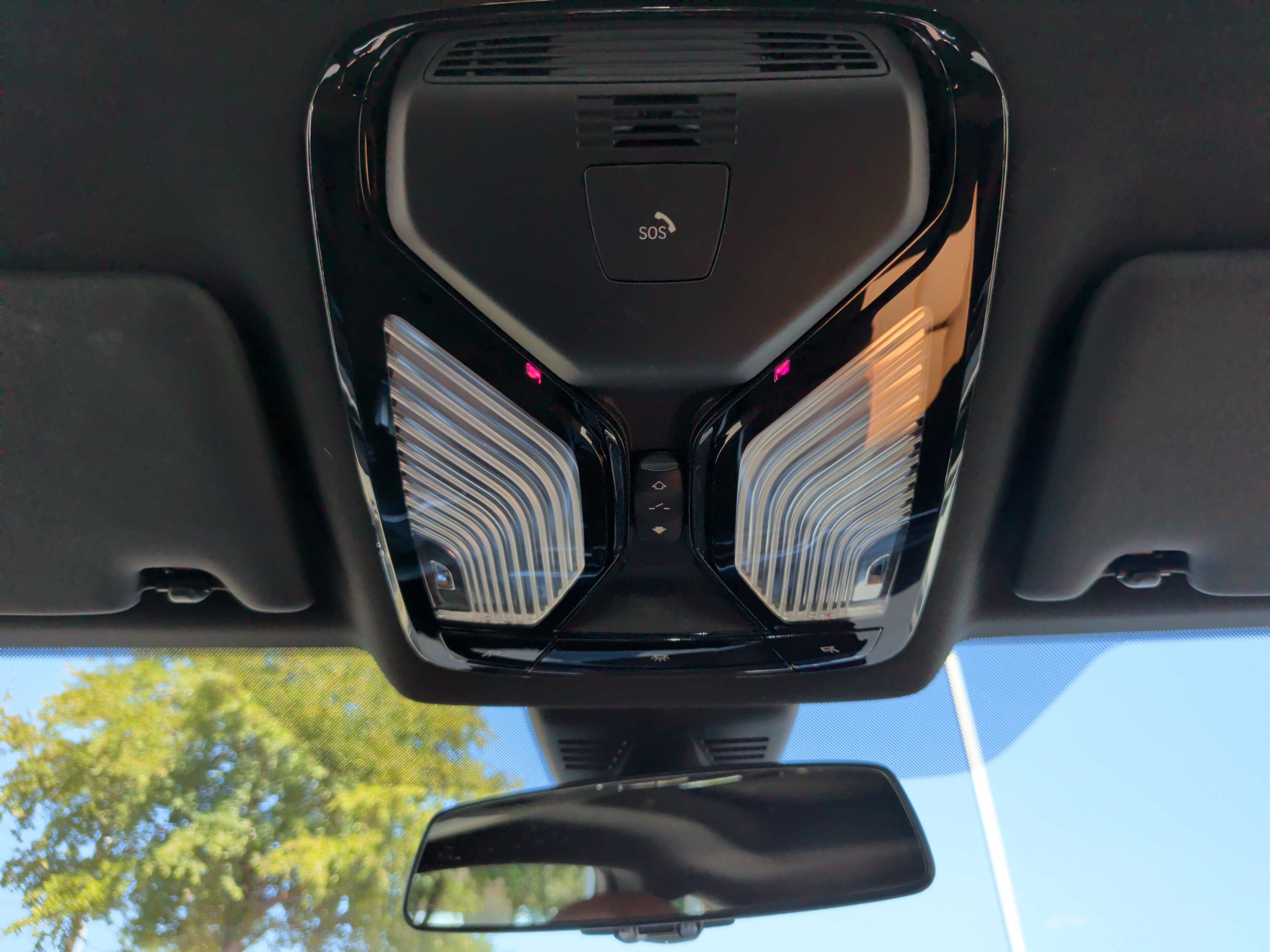 Certified 2024 BMW 230i Coupe w/ Premium Package RWD image 32