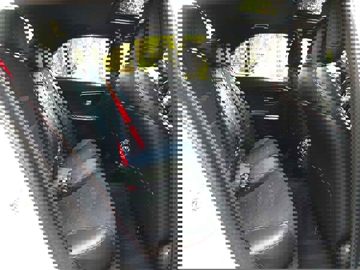 Used 2023 Mercedes-Benz C 43 AMG 4MATIC Sedan image 19