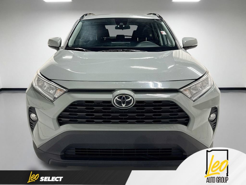 Used 2021 Toyota RAV4 XLE w/ Convenience Package AWD/4WD image 2