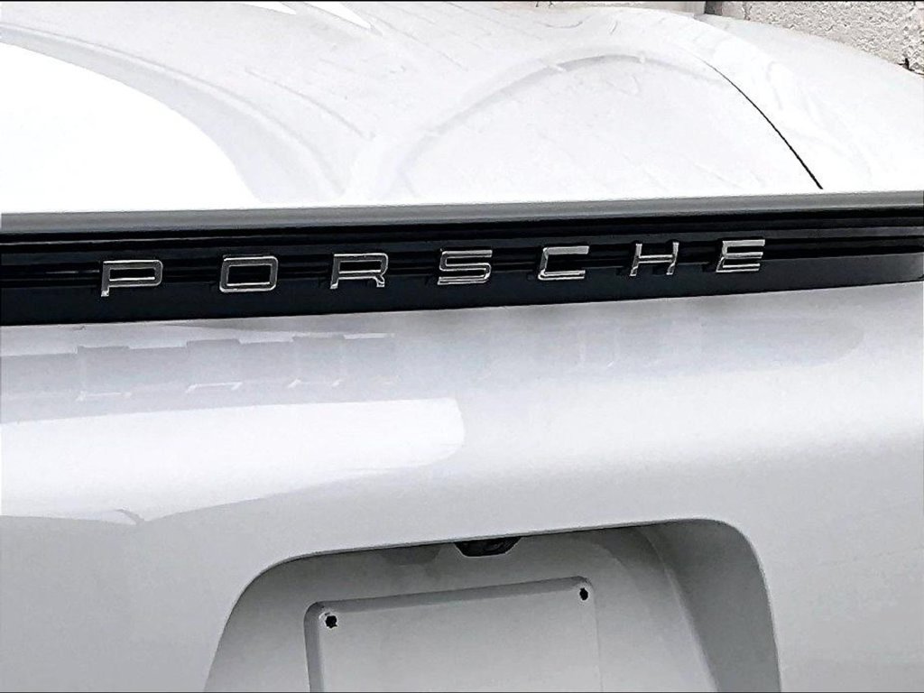 Used 2019 Porsche 718 Boxster RWD image 13
