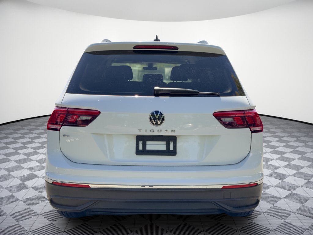 Used 2023 Volkswagen Tiguan SE FWD image 11