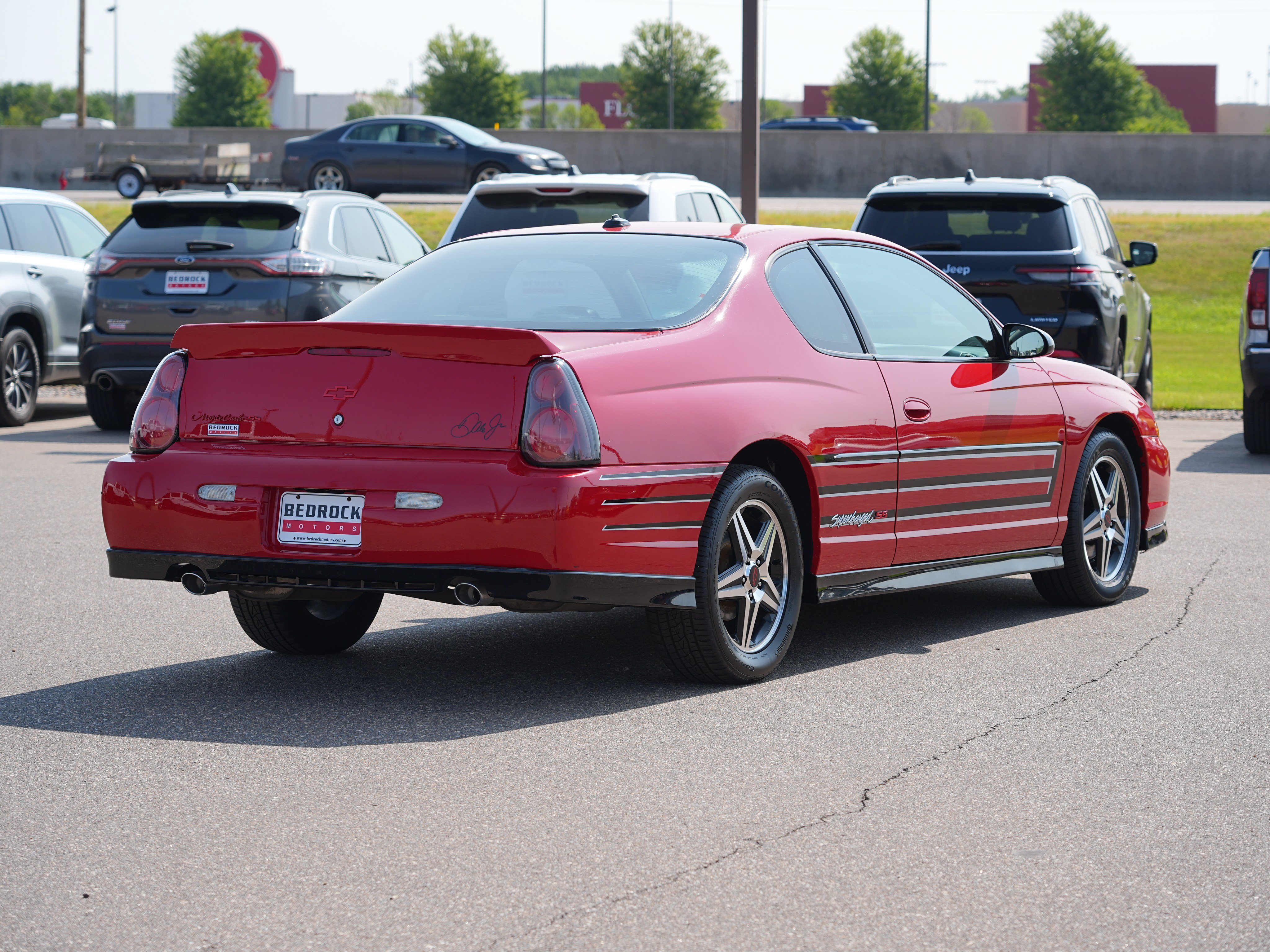Used 2004 Chevrolet Monte Carlo SS w/ Dale Earnhardt Jr. Package FWD image 3