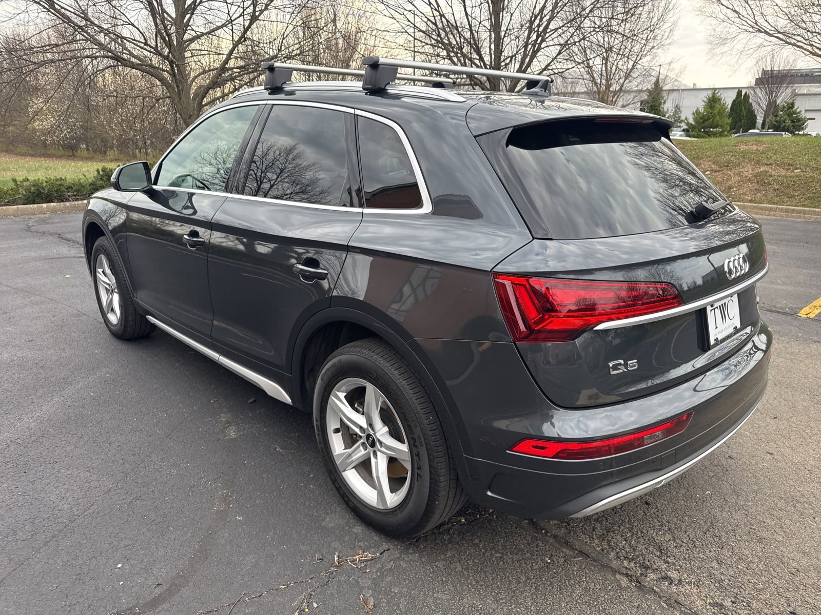 Used 2023 Audi Q5 2.0T Premium w/ Convenience Package image 7