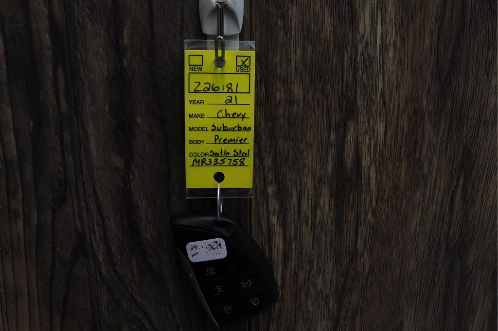 Used 2021 Chevrolet Suburban Premier AWD/4WD image 36