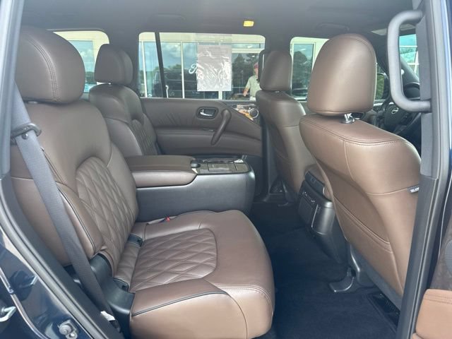 Used 2024 Nissan Armada Platinum w/ Captain's Chairs Package RWD image 15