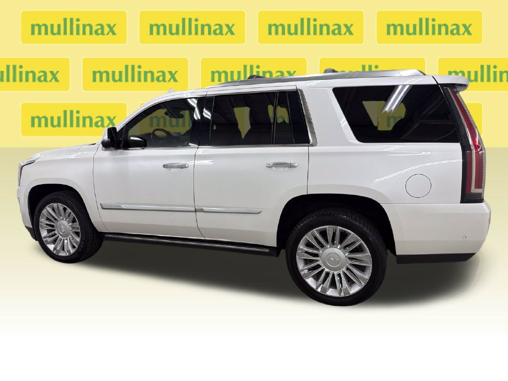 Used 2017 Cadillac Escalade Platinum AWD/4WD image 13
