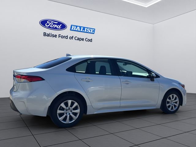 Used 2025 Toyota Corolla LE image 6