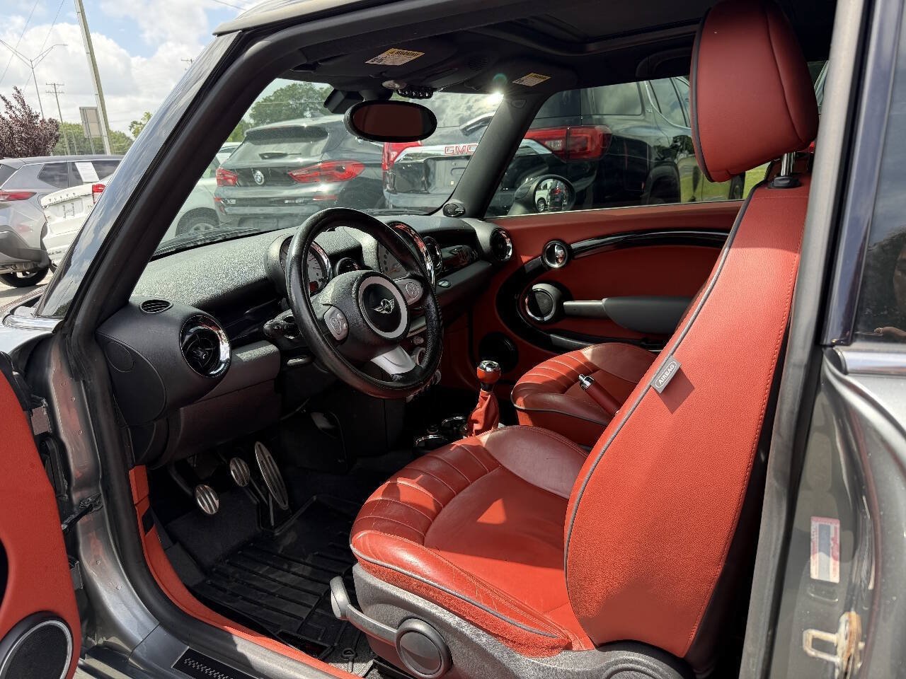 Used 2010 MINI Cooper John Cooper Works FWD image 7