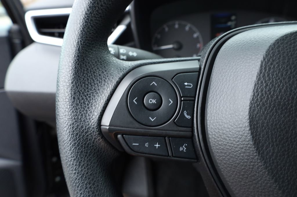 Used 2024 Toyota Corolla LE image 20