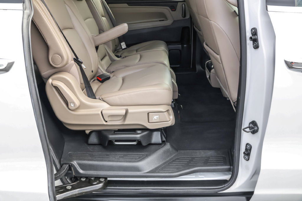 Used 2024 Honda Odyssey EX-L image 27