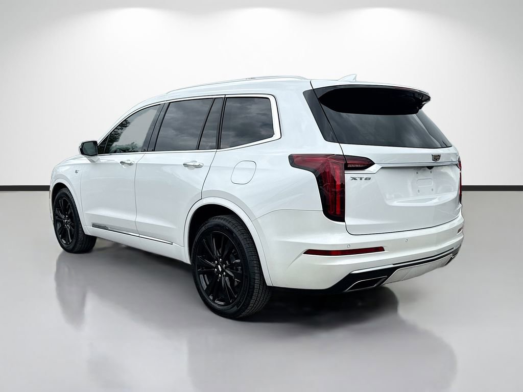 Used 2024 Cadillac XT6 Premium Luxury FWD image 5