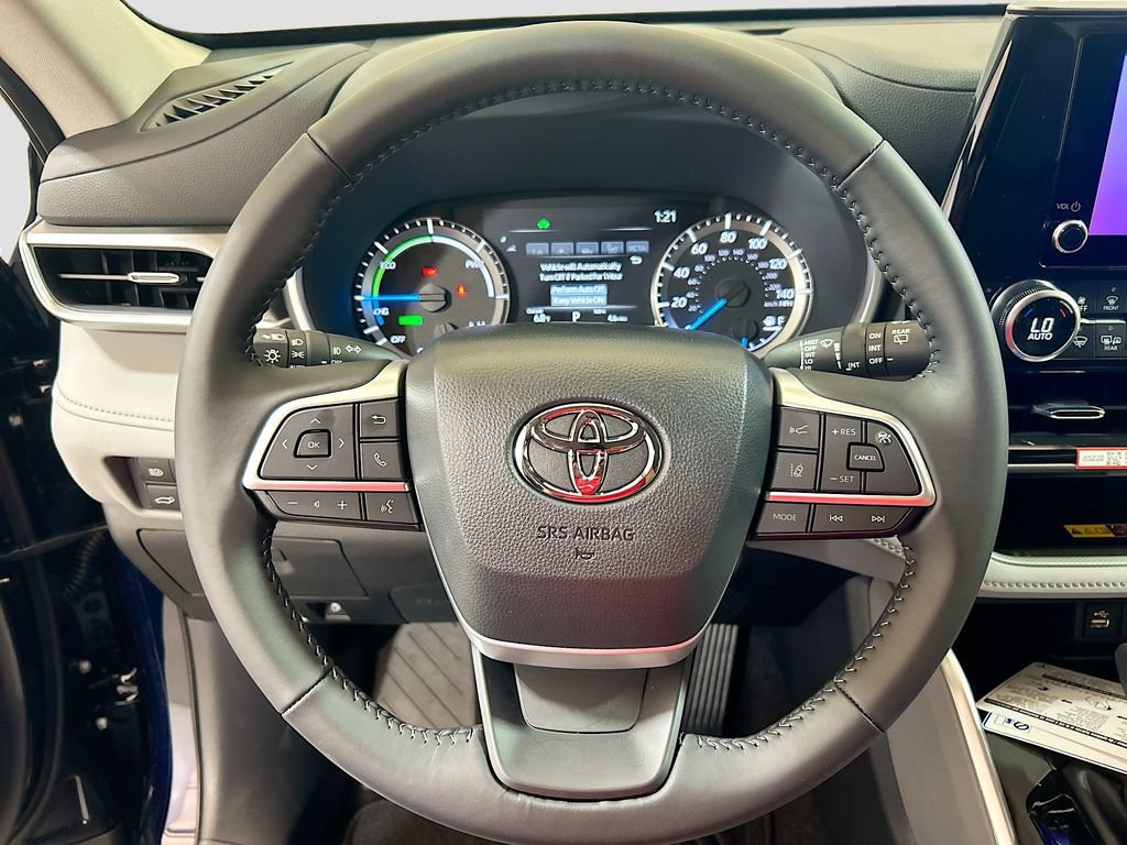 New 2026 Toyota Highlander XLE image 11