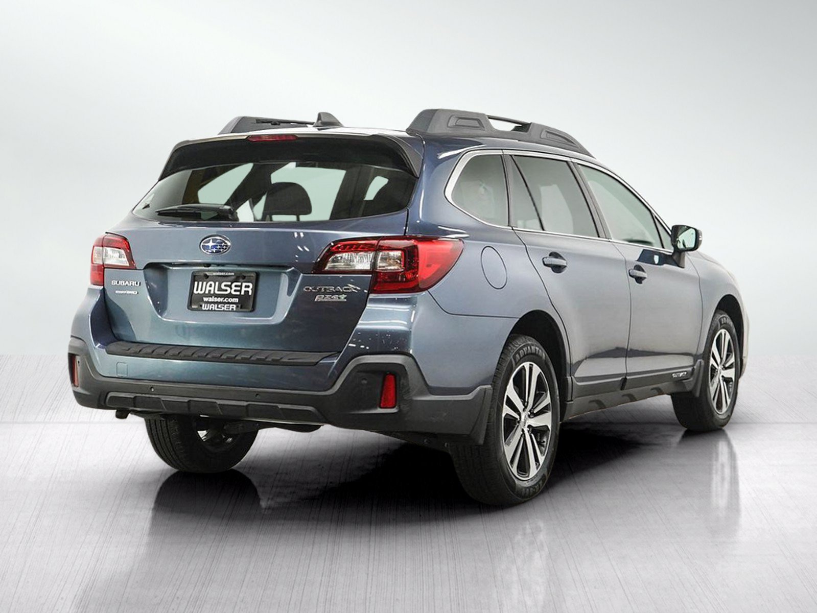 Used 2018 Subaru Outback 2.5i Limited AWD/4WD image 5