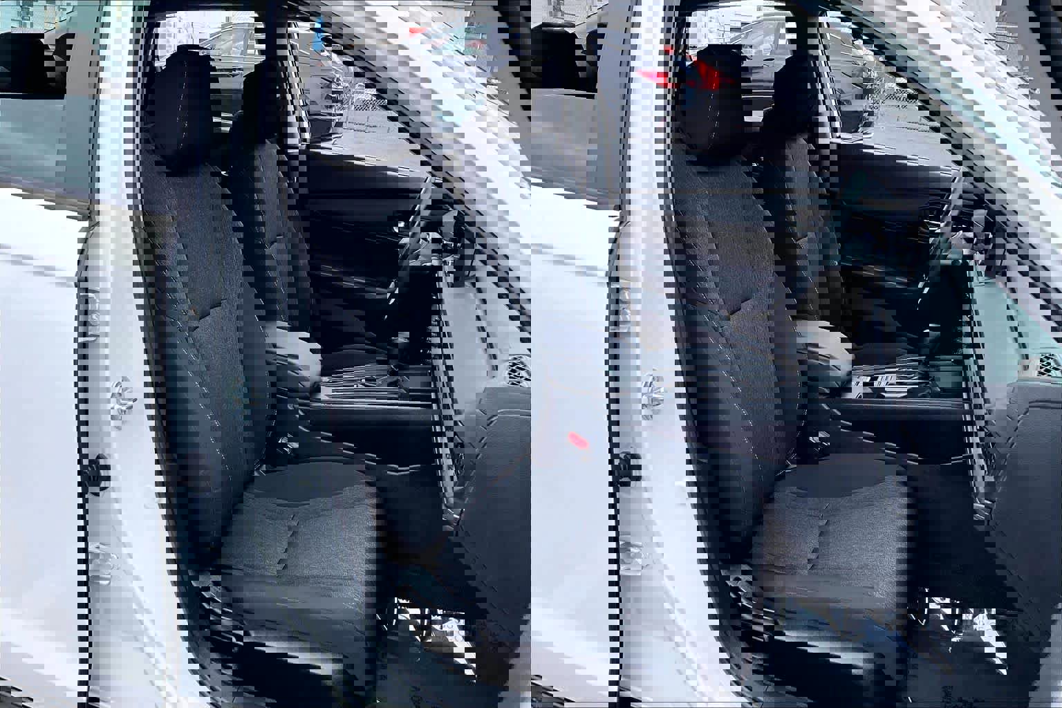 Used 2023 Honda Accord LX image 9