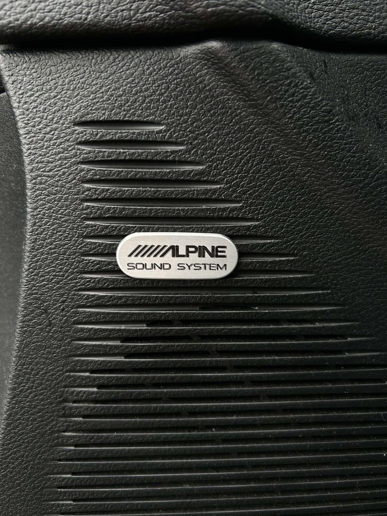 Used 2017 Dodge Challenger R/T Plus image 26