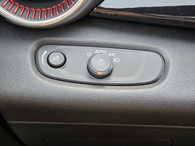 New 2025 Chevrolet Trax RS w/ Driver Confidence Package image 31