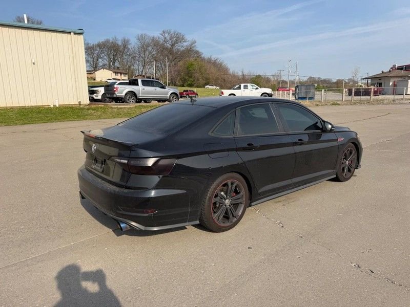 Used 2019 Volkswagen Jetta GLI image 3
