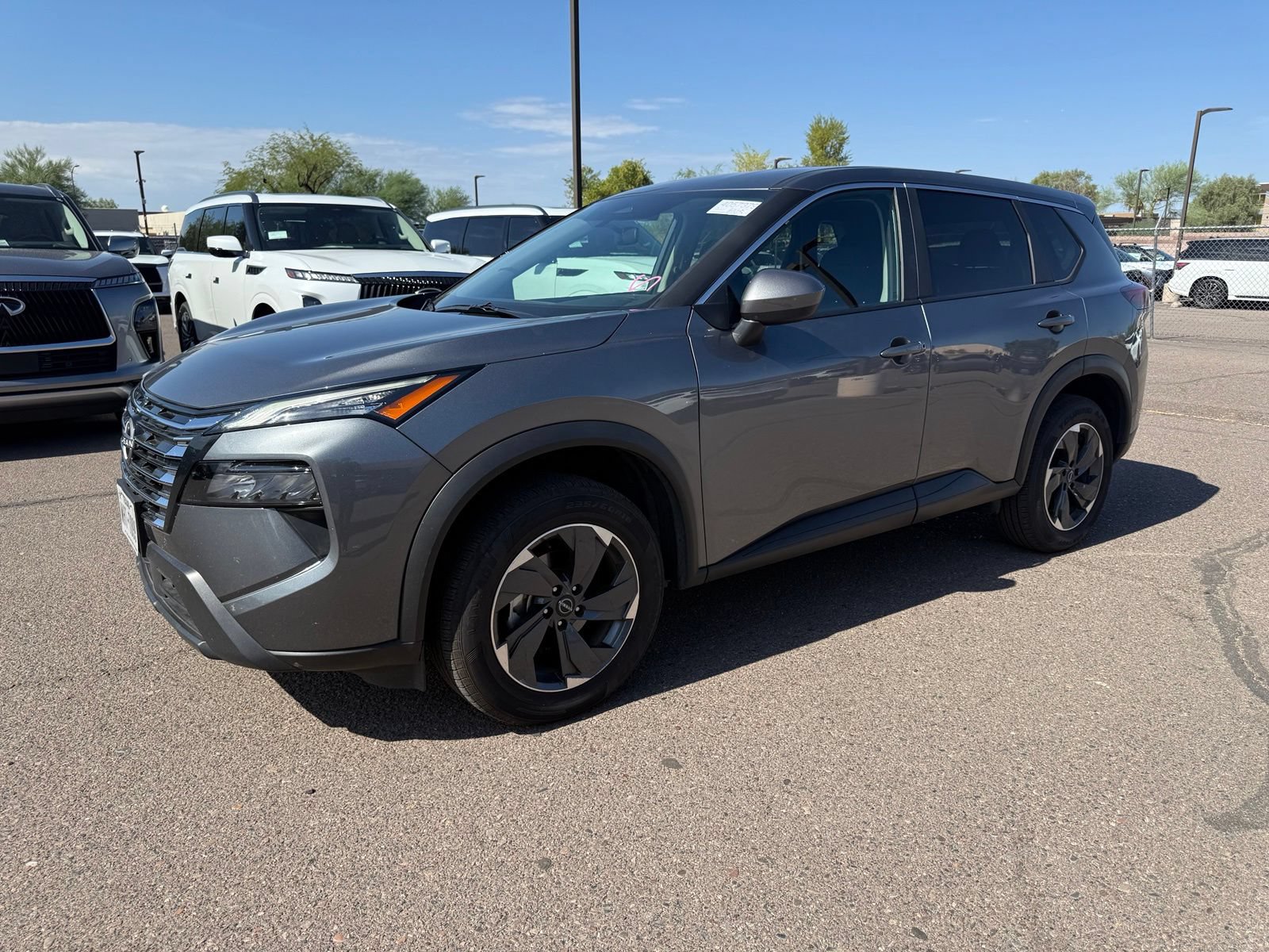 Certified 2025 Nissan Rogue SV FWD image 1