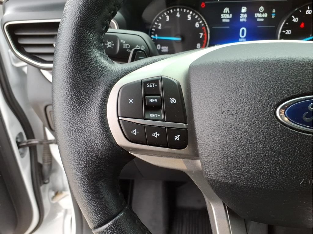 Used 2021 Ford Explorer XLT w/ Equipment Group 202A AWD/4WD image 19