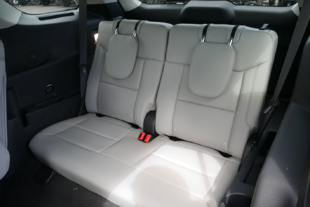 New 2026 Ford Explorer Active w/ Active Comfort Package AWD/4WD image 24
