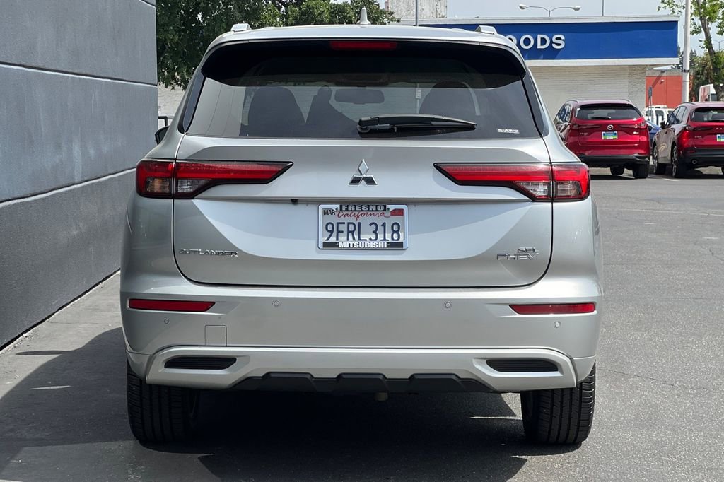 Used 2023 Mitsubishi Outlander SEL image 7