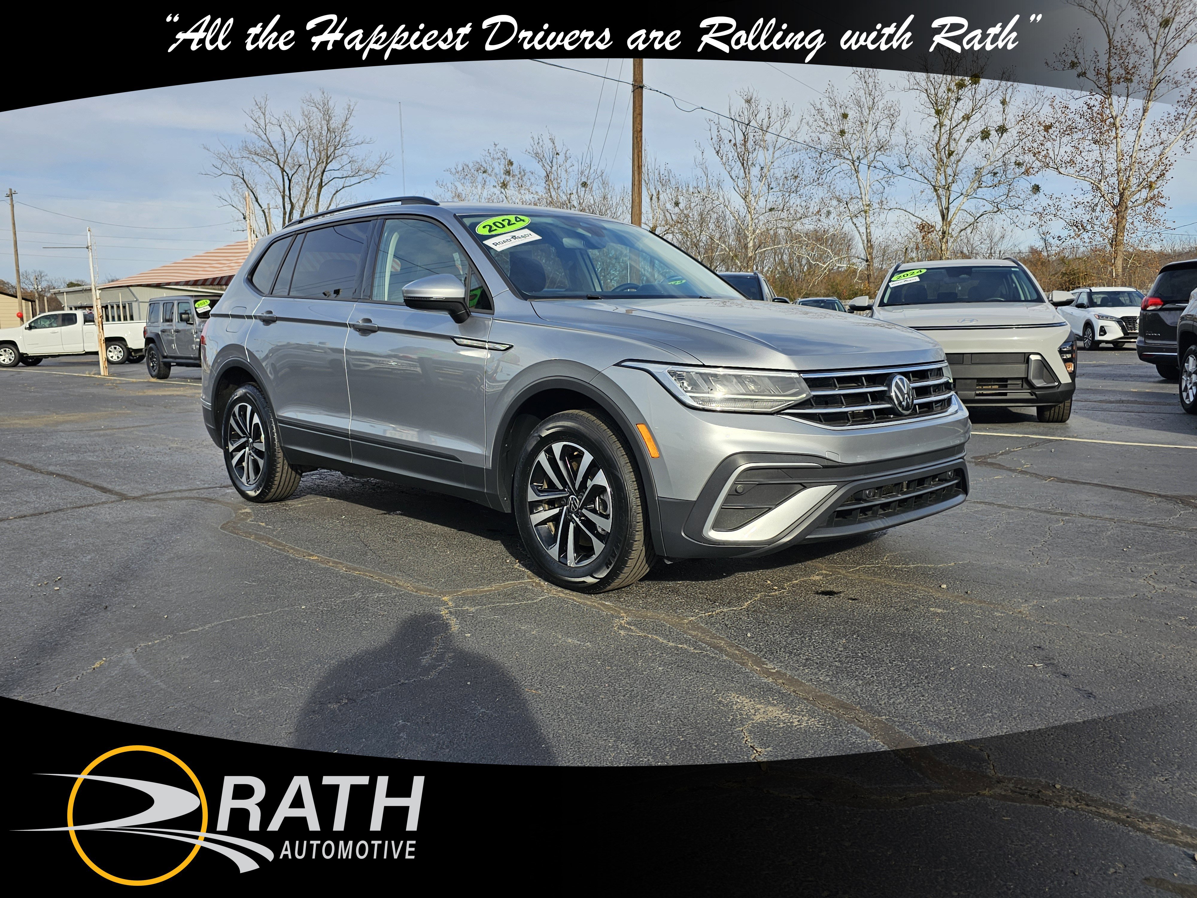 Used 2024 Volkswagen Tiguan S image 4