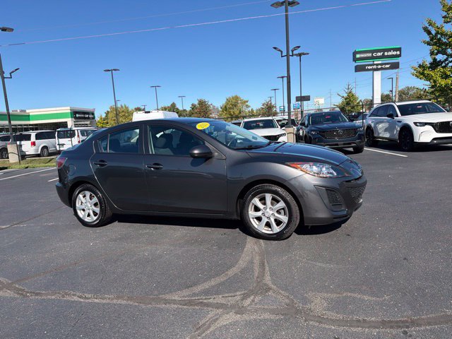 Used 2011 MAZDA MAZDA3 i Touring FWD image 3