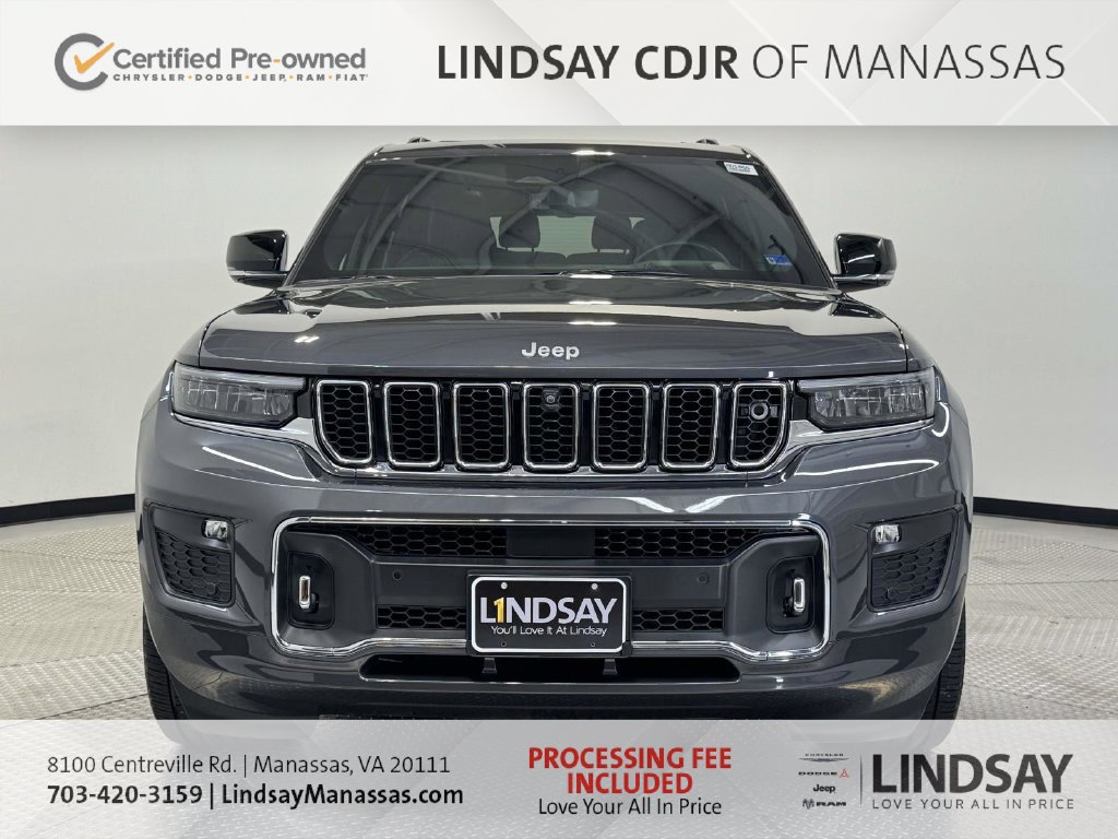 Used 2025 Jeep Grand Cherokee L Overland w/ Advanced Protech Group III AWD/4WD image 3