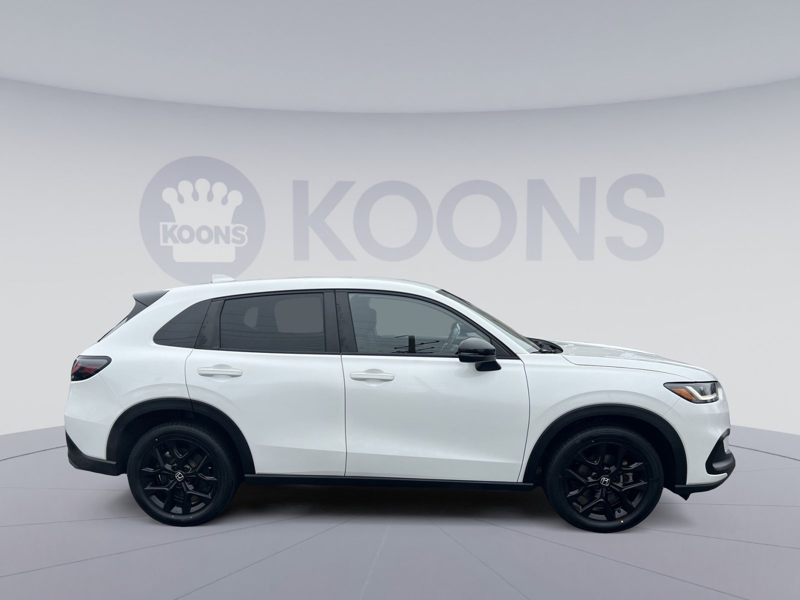 Used 2023 Honda HR-V Sport image 8