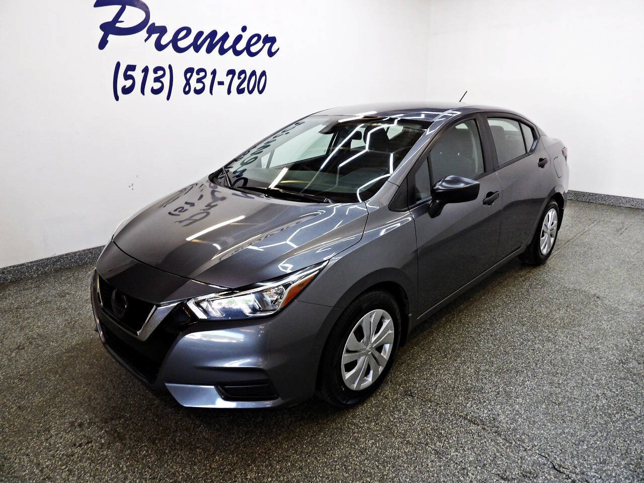 Used 2020 Nissan Versa S FWD image 1