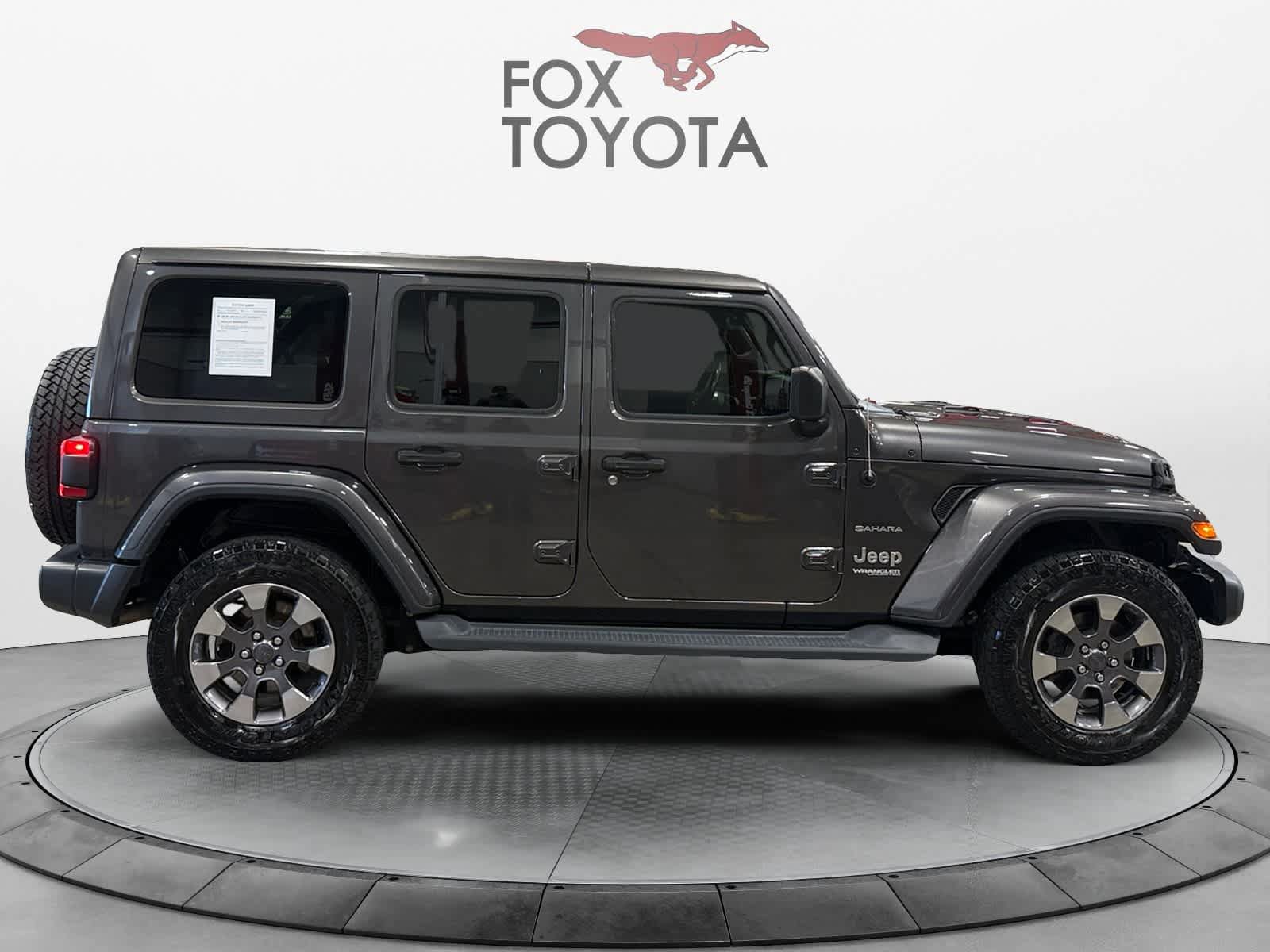 Used 2019 Jeep Wrangler Unlimited Sahara AWD/4WD image 7
