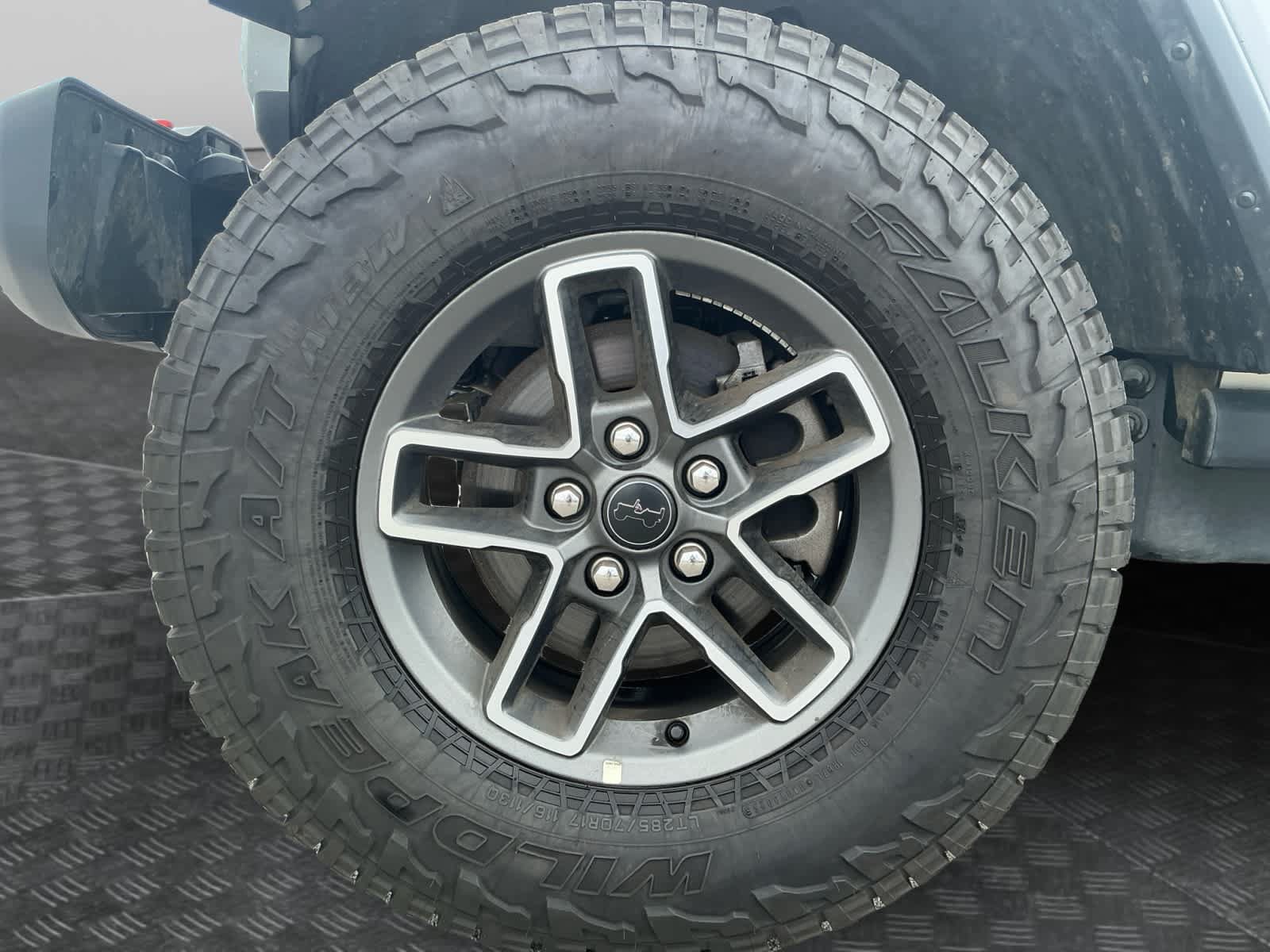 Used 2026 Jeep Gladiator Mojave AWD/4WD image 14
