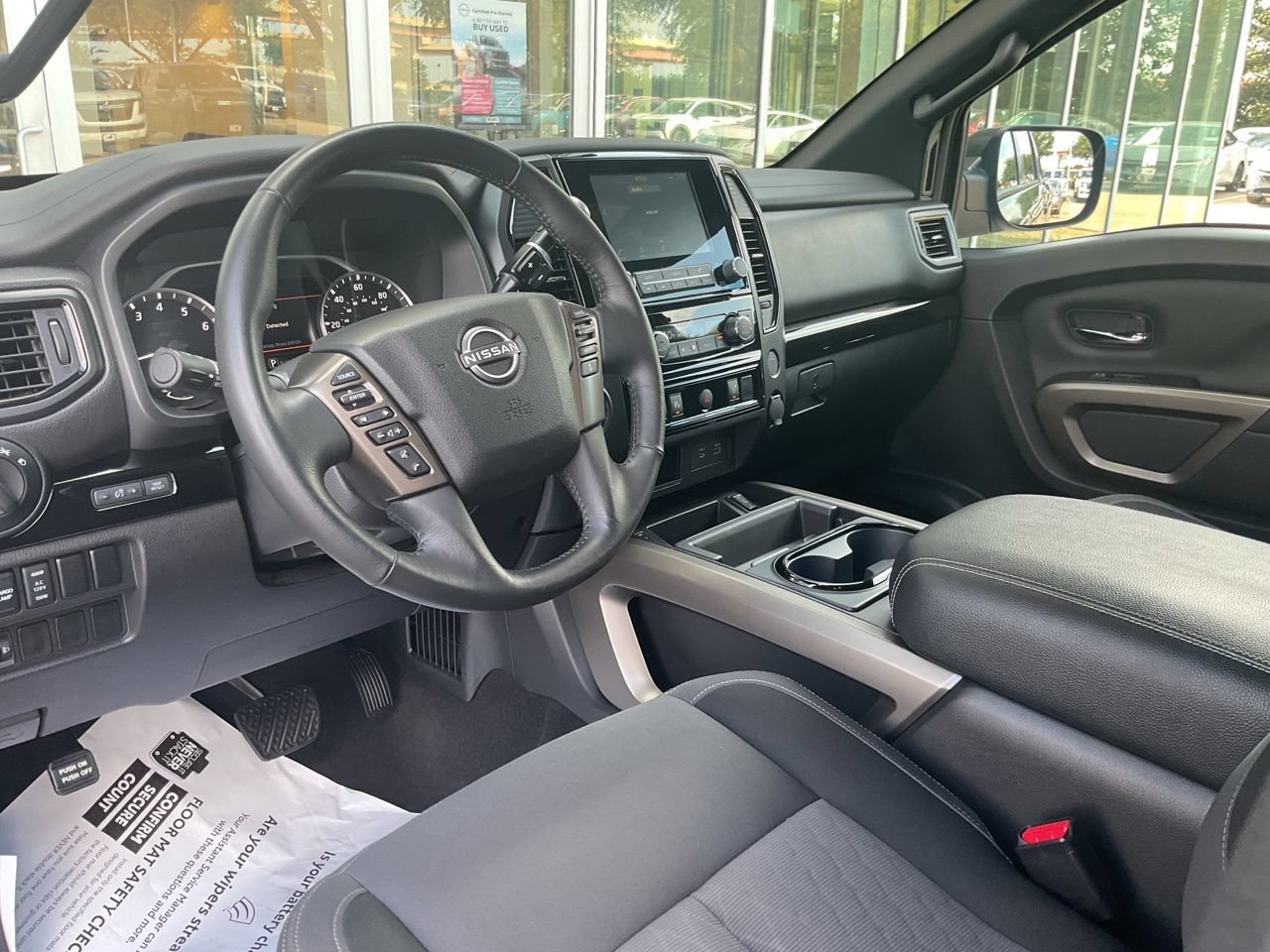Used 2024 Nissan Titan SV w/ SV Bronze Edition Package RWD image 10