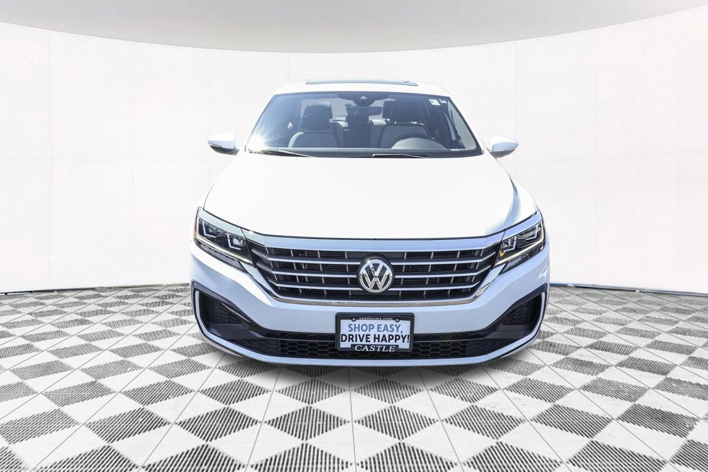Used 2021 Volkswagen Passat 2.0T R-Line image 12