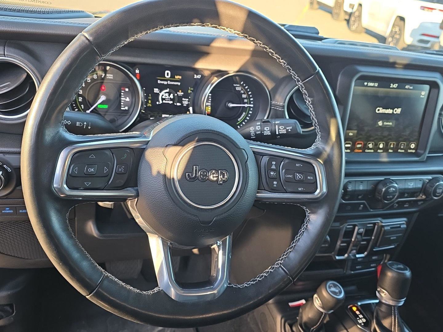 Used 2022 Jeep Wrangler Unlimited Sahara w/ Cold Weather Group image 30