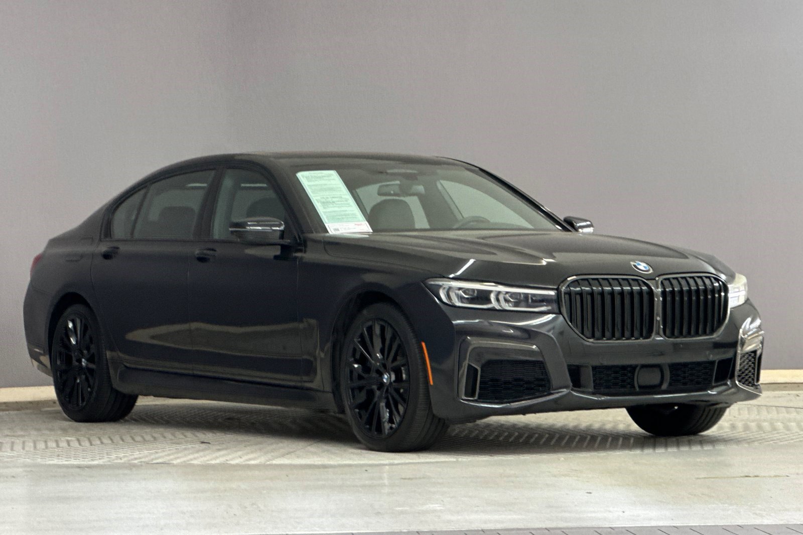 Used 2022 BMW 750i xDrive w/ Executive Package image 6