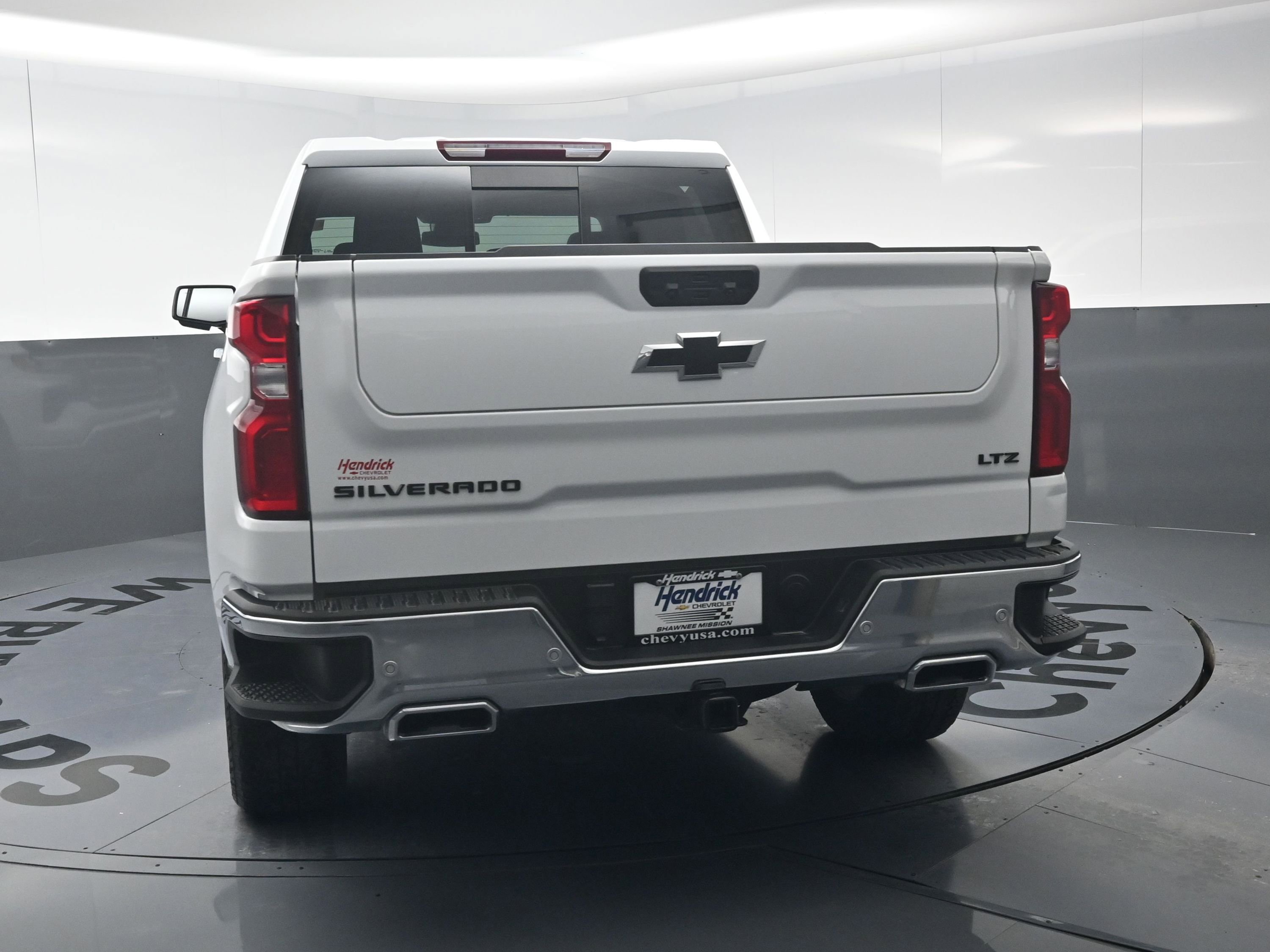 Certified 2023 Chevrolet Silverado 1500 LTZ w/ LTZ Convenience Package II image 8