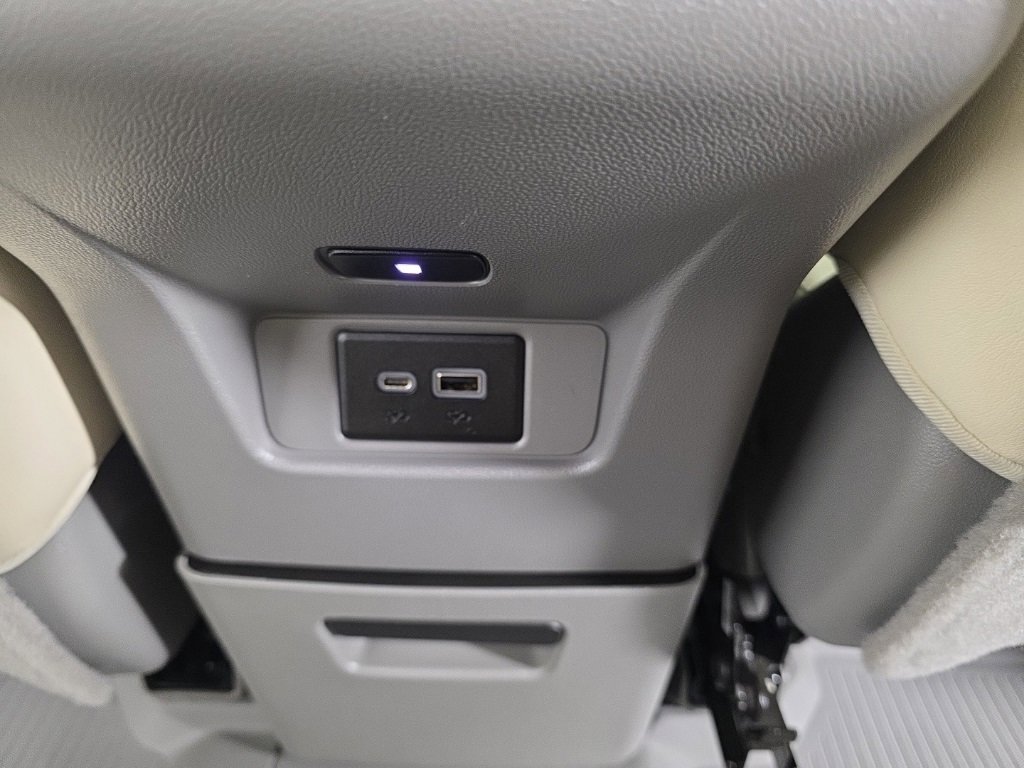 Used 2022 Cadillac XT6 Premium Luxury image 39