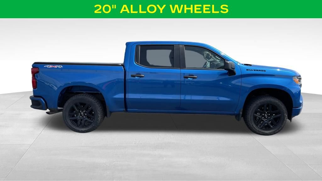 Used 2022 Chevrolet Silverado 1500 Custom w/ LPO, Dark Essentials Package AWD/4WD image 6