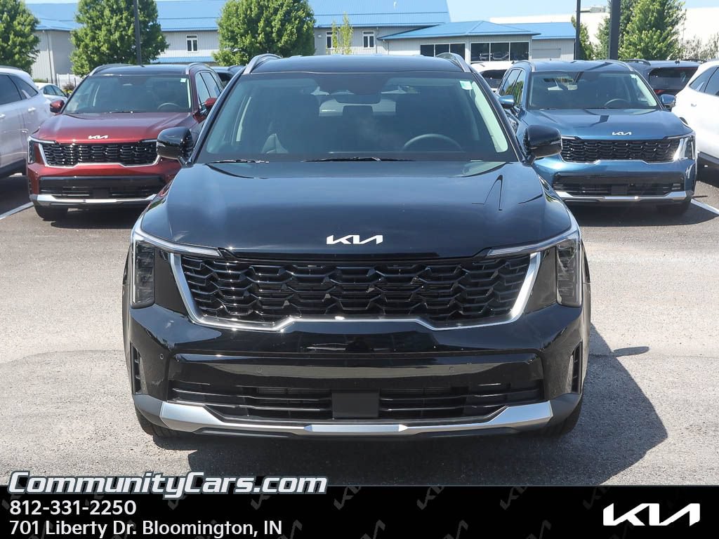 Certified 2025 Kia Sorento S AWD/4WD image 9