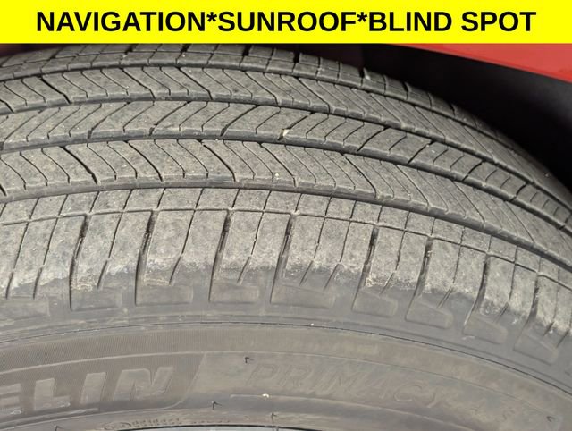 Used 2024 Ford Maverick Lariat FWD image 9